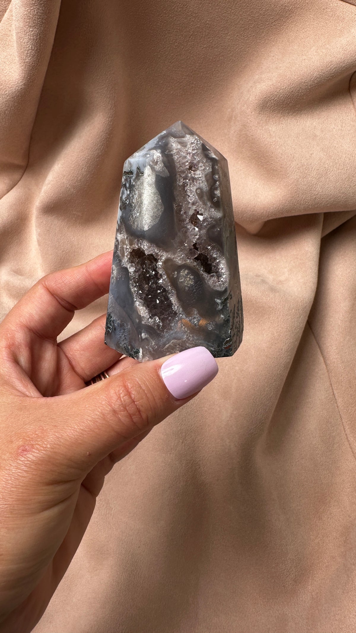 Sugar Druzy Agate Tower Amethyst with Portal (V)