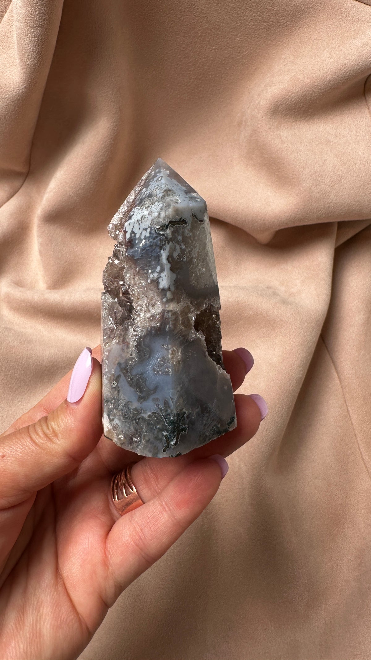 Sugar Druzy Agate Tower Amethyst with Portal (V)
